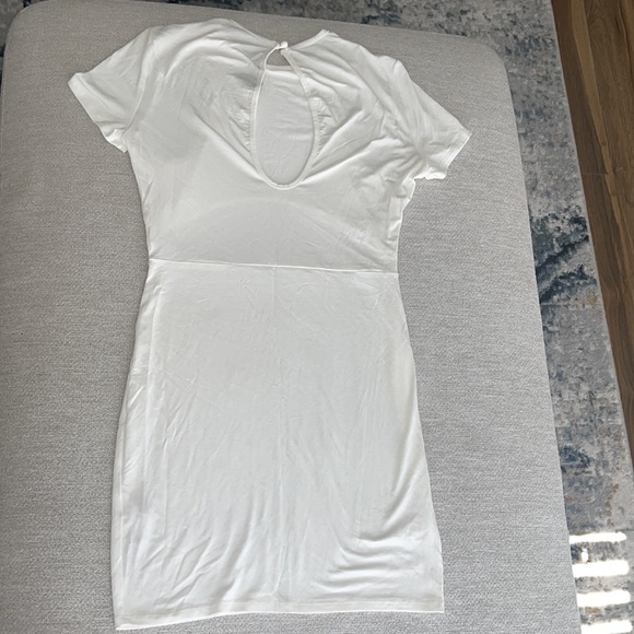 White/Off-White Mini Dress - Picture 2 of 3